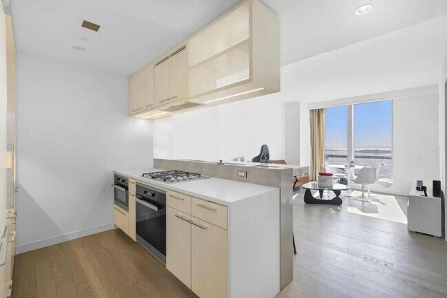 Building Photo - 2 bedroom in New York NY 10002