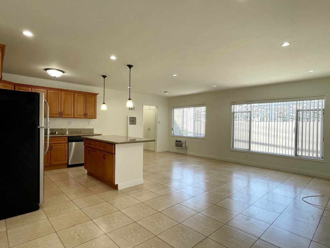 7209 Willoughby Ave Unit 10, Los Angeles, CA 90046 Apartments Los