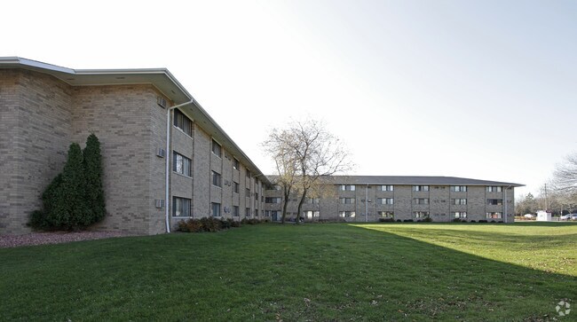 Foto del edificio - Hampton Regency Apartments