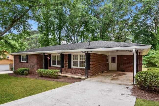 Foto del edificio - 2618 Treadway Dr