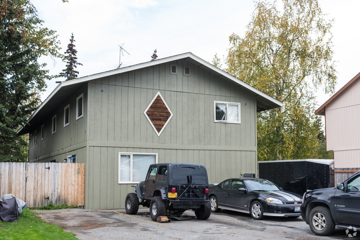 Building Photo - 3309 Tarwater Ave