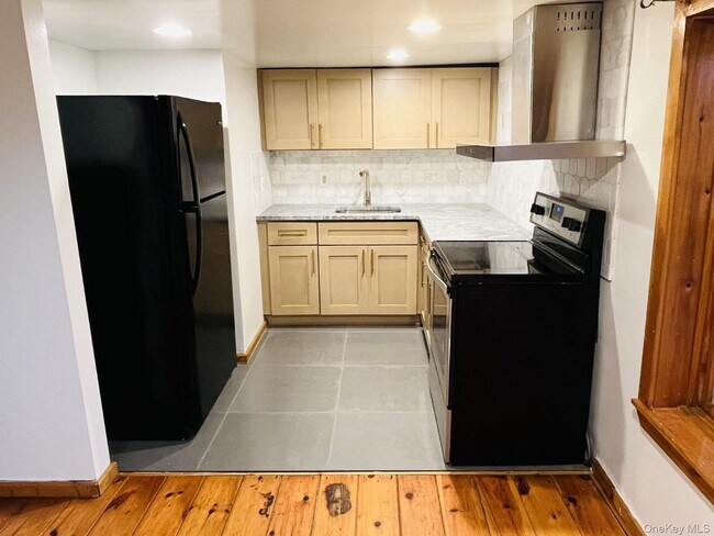 Building Photo - 1531 NY-22