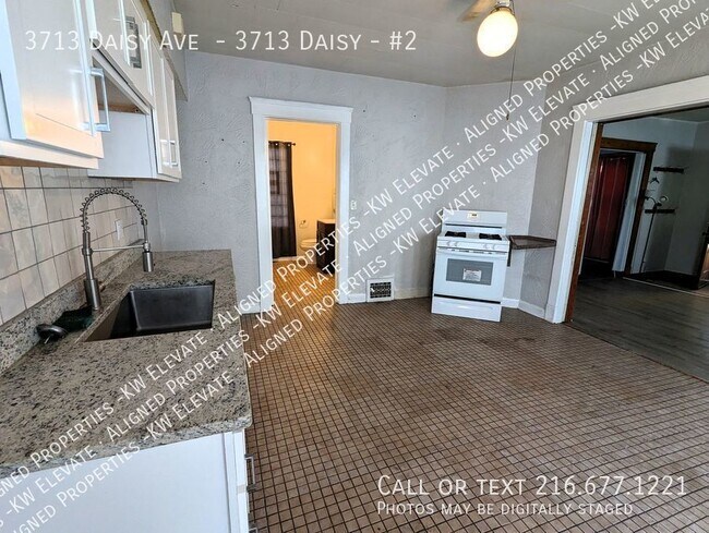 Foto del edificio - 3713 Daisy Ave