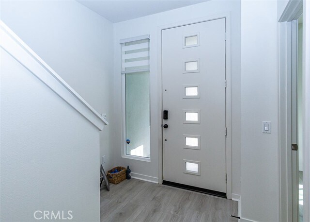 Building Photo - 121 Episode