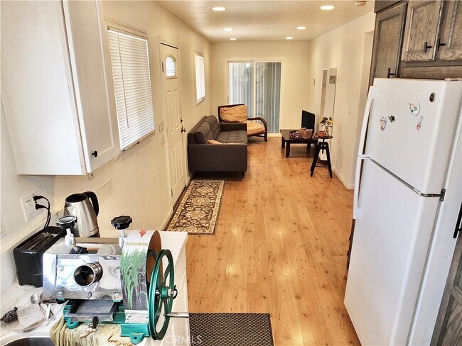 Foto del edificio - 815 W 134th St