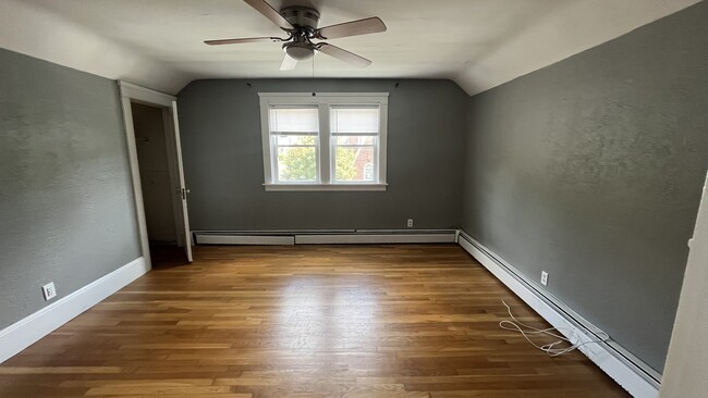 Living Room - 434 Sharon St