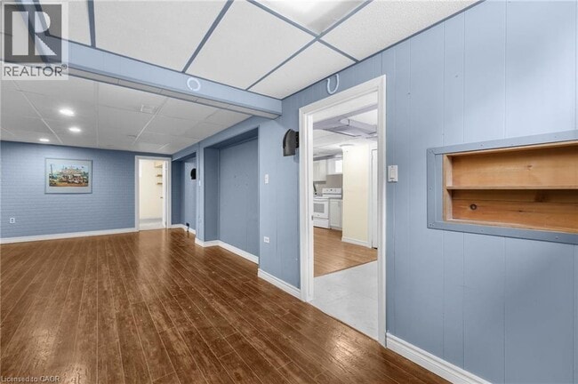Building Photo - 368 Upper Kenilworth Ave