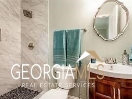 Foto del edificio - 2701 Hood Ave NW