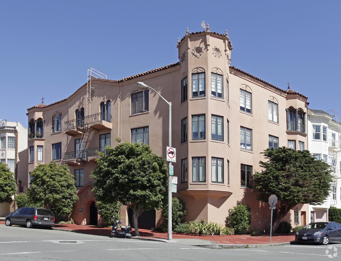 195 Alhambra St San Francisco Ca 94123 Apartments San Francisco Ca Apartments Com