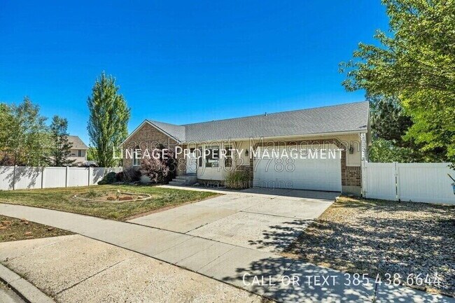 Foto del edificio - 13863 Kessler Peak Dr