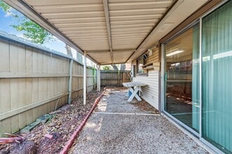 Building Photo - 1535 Beaconshire