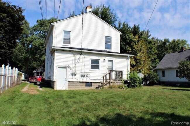 Building Photo - 2 br, 1 bath House - 49 Huron Avenue 51