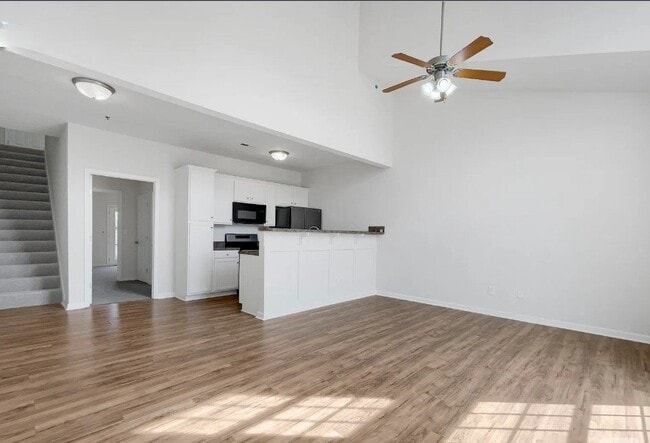 Building Photo - 1034 Wildwood Dr