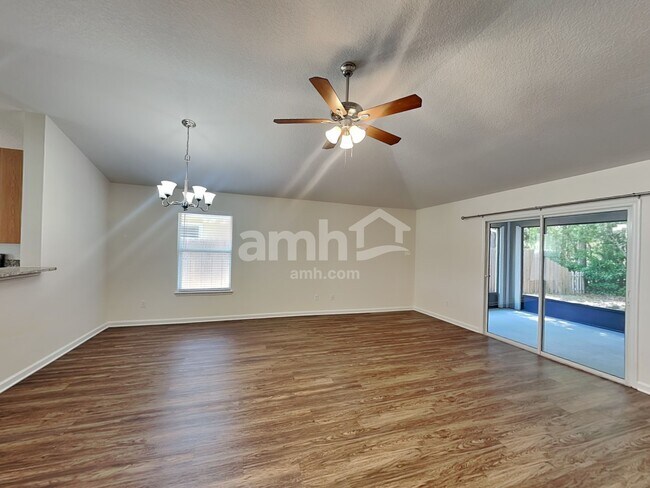 Foto del edificio - 1020 Beckingham Dr