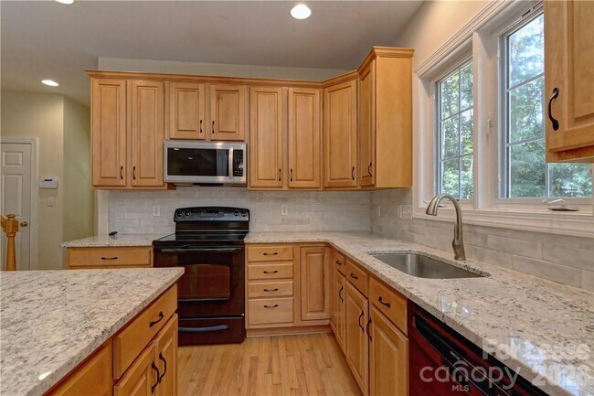 Foto del edificio - 10496 Gunnison Ln