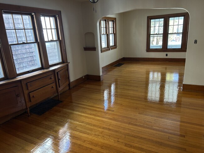 Foto del edificio - 138 S Francis Ave