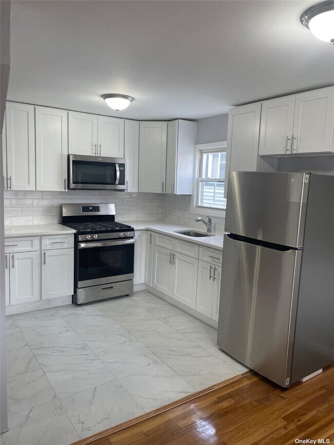 Foto del edificio - 459 Beach 63rd St