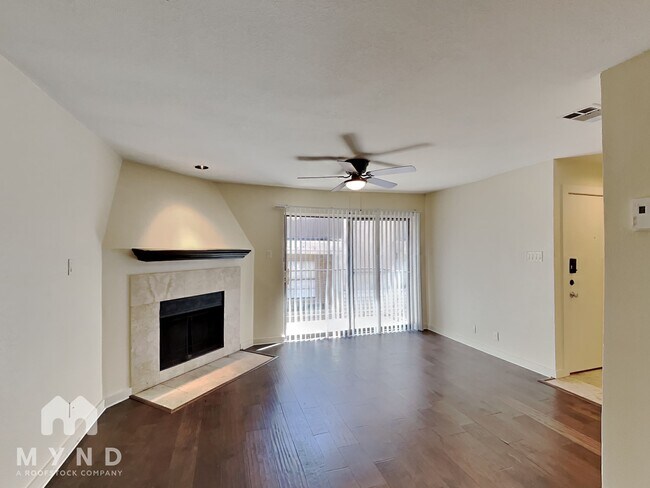 Foto del edificio - 4777 Cedar Springs Rd