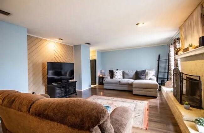 Building Photo - 2322 77th St