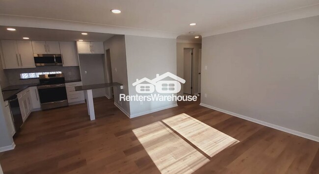 Foto del edificio - 3618 N Monaco St Pkwy