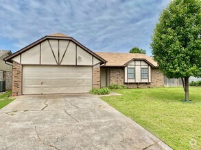 Building Photo - 301 Conestoga Dr
