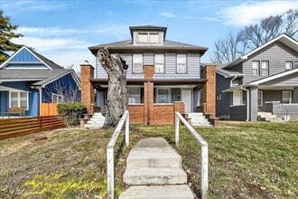 Building Photo - 4114 E Washington St