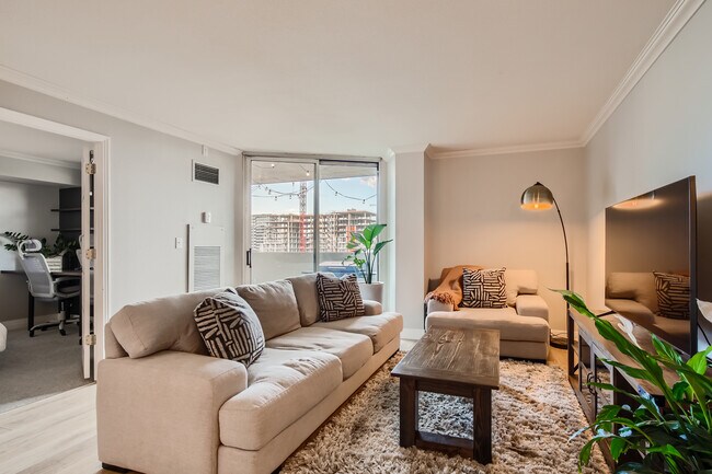 Foto del edificio - 601 W 11th Ave