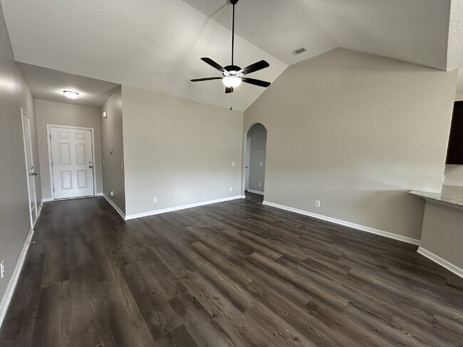 Foto del edificio - House for Rent