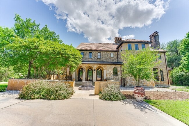 Foto del edificio - 4120 Cochran Chapel Rd