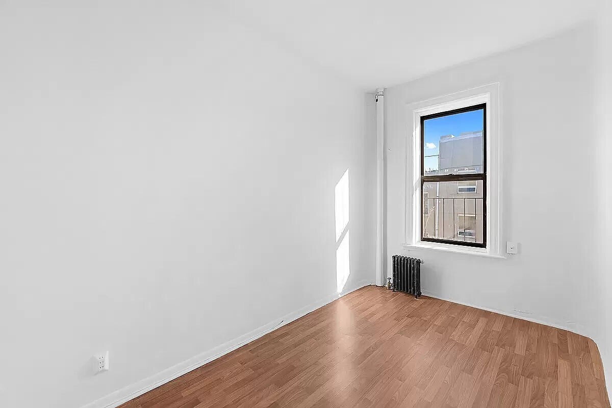 Foto del edificio - 619 East 5th Street