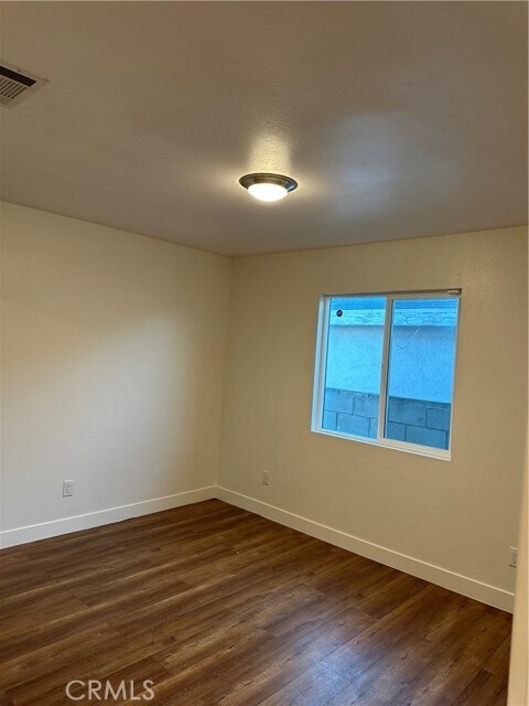 Foto del edificio - 406 W 95th St