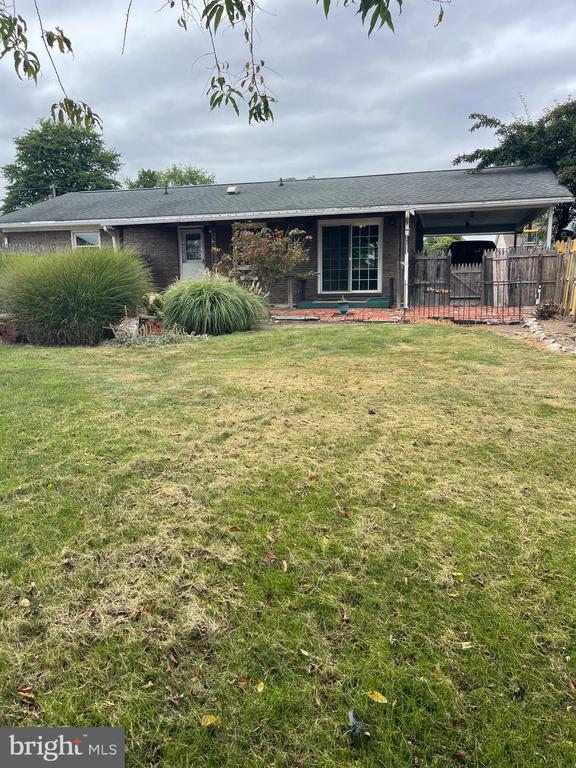 Primary Photo - 1540 Brechbill Rd