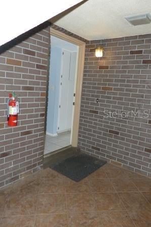 Building Photo - 105 Caryl Way