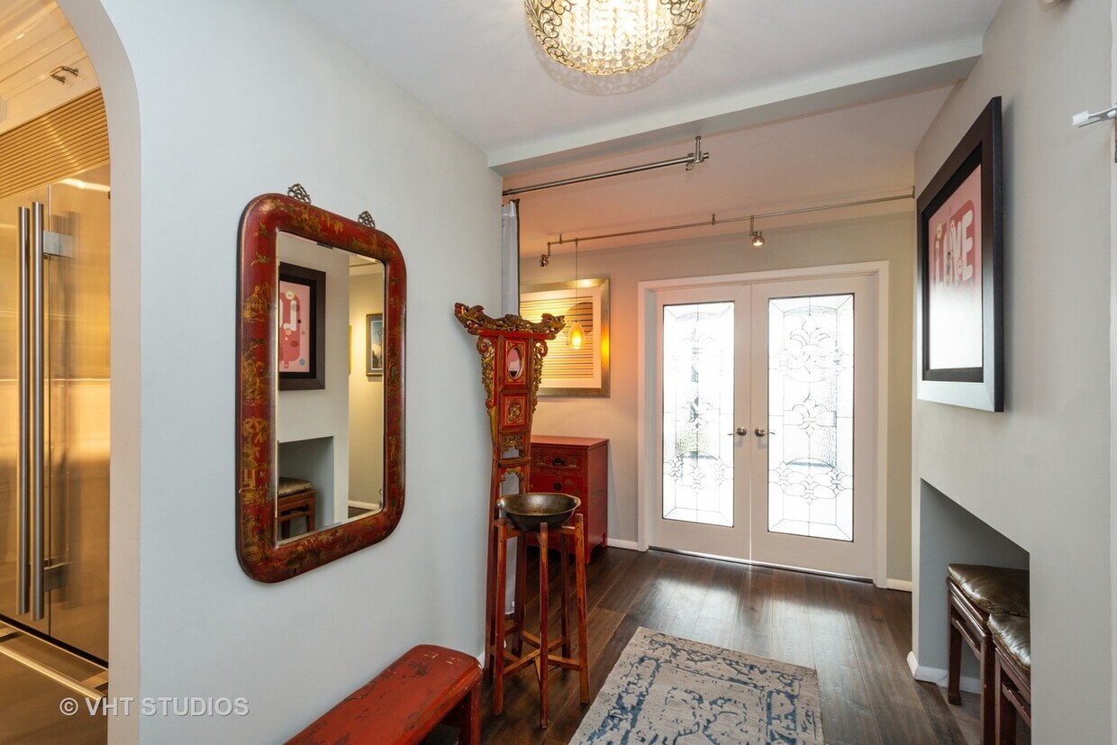 Foto principal - 1440 N State Pkwy