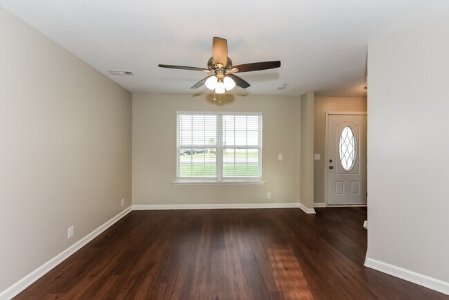 Building Photo - 3066 Ace Wintermeyer Dr