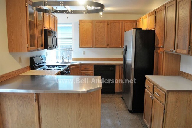 Building Photo - 27421 226th Ave SE