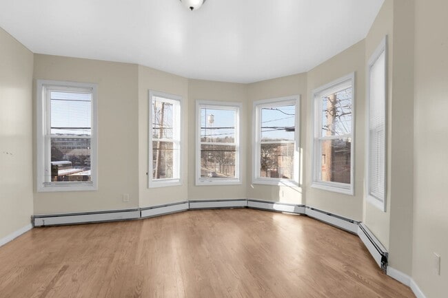 Foto del edificio - 284 Watchung Ave