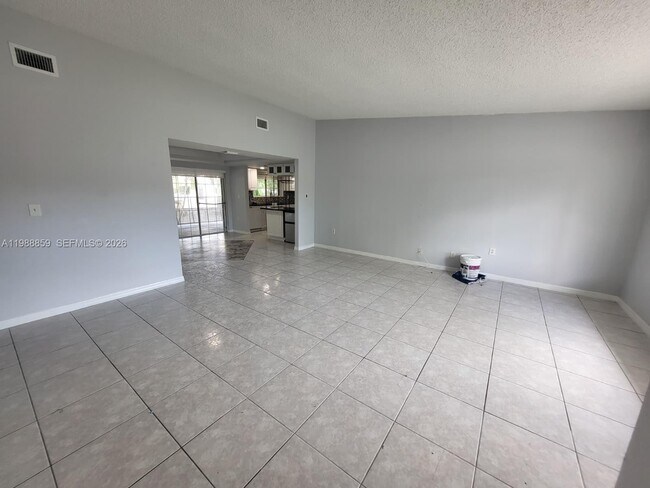 Foto del edificio - 9749 SW 213th Terrace