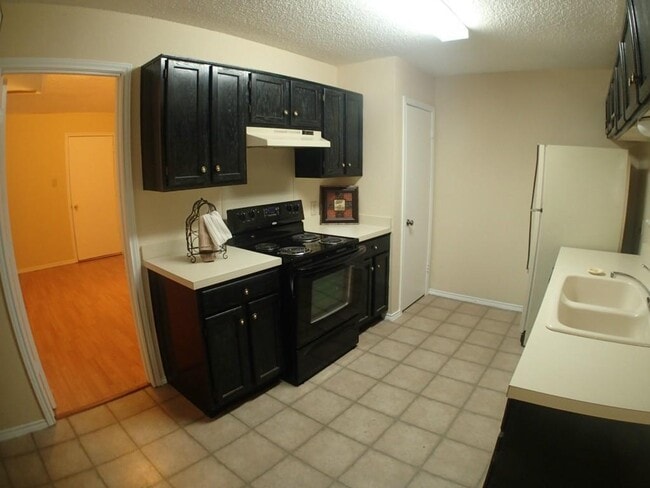 Foto del edificio - 9205 Sedgemoor Trail