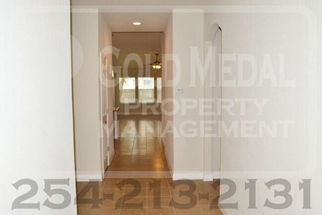Building Photo - 813 Green Meadow Harker Heights Texas 76548