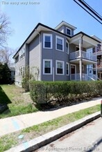 Building Photo - 56 Standish St