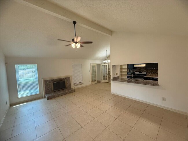 Foto del edificio - 4034 Kitchen Hill Ln