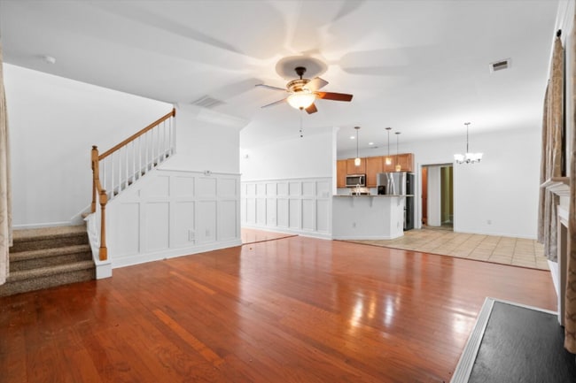 Building Photo - 9220 S Moreto Cir