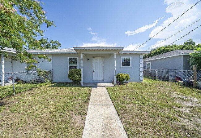 Foto del edificio - 3712 Burnham Way
