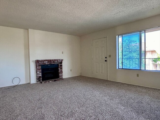 Foto del edificio - 1021PE