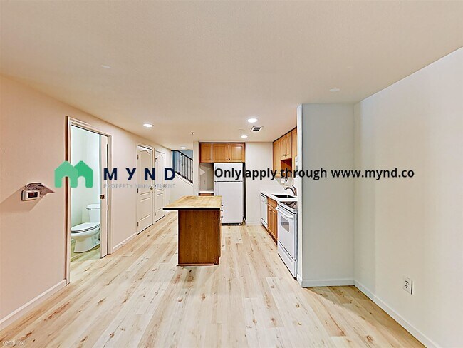 Building Photo - 2 br, 1.5 bath  - 1033 S St Apt 5