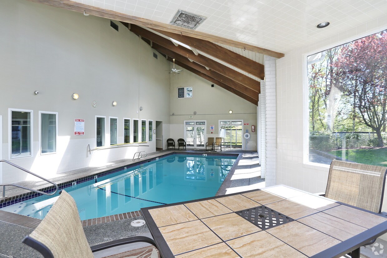 Arbour Court Apartments Burien, WA