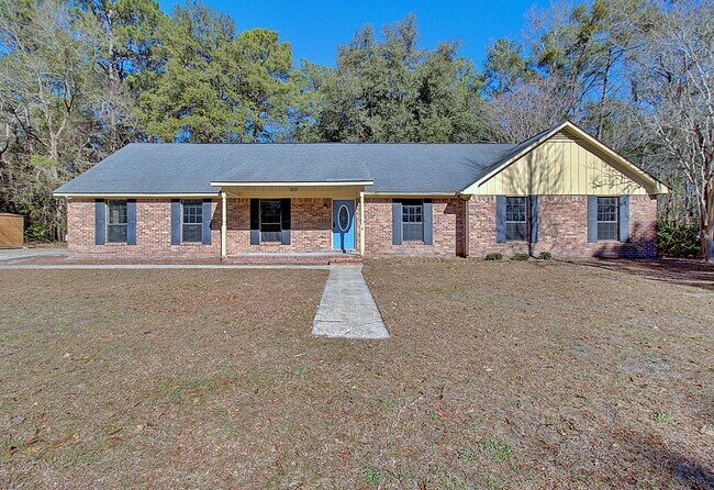 Building Photo - 100 Elizabeth Rd