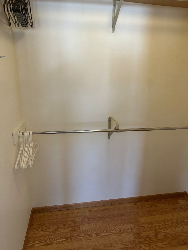 Building Photo - 14826 Oakcrest Cir