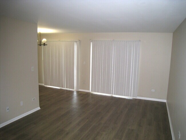 Foto del edificio - 876 Cross Creek Ct